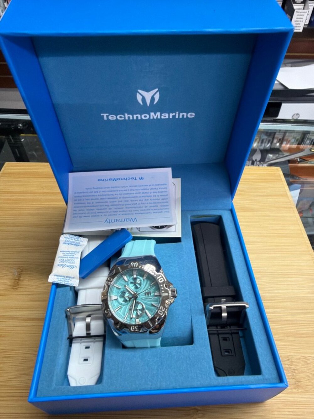 TechnoMarine Chronograph Light Blue Watch Extra Straps New in Box